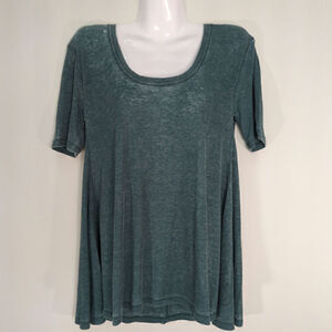 White Crow Green Scoop Neck Short Sleeve Lagen Look  Henley Top Small